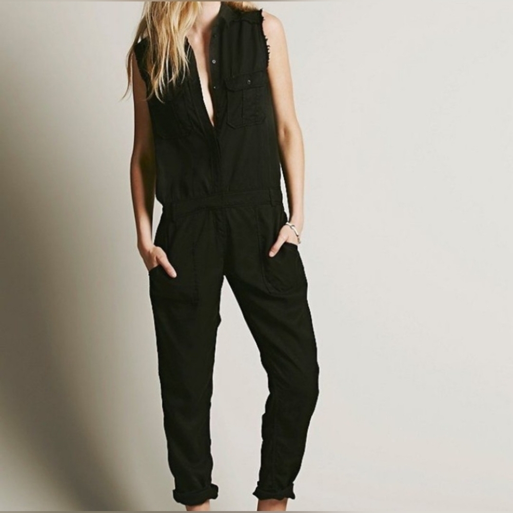 ETIENNE MARCEL Sleeveless 100% Jumpsuit in Black Size S